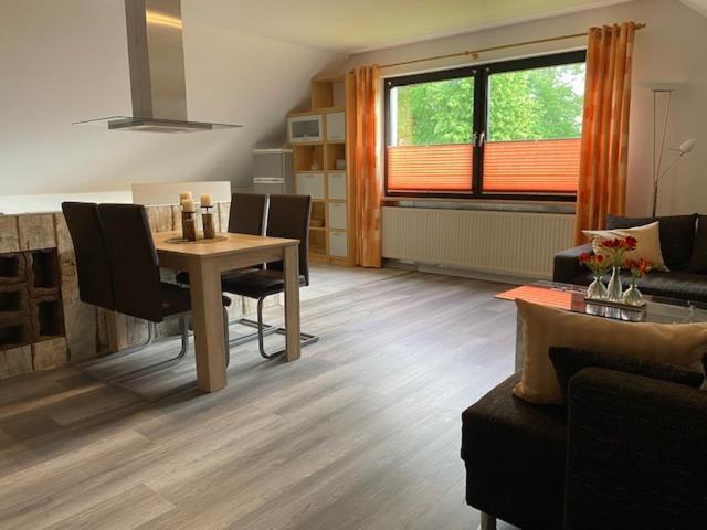 Ferienwohnung Viezens Neustadt am Rubenberge Bagian luar foto